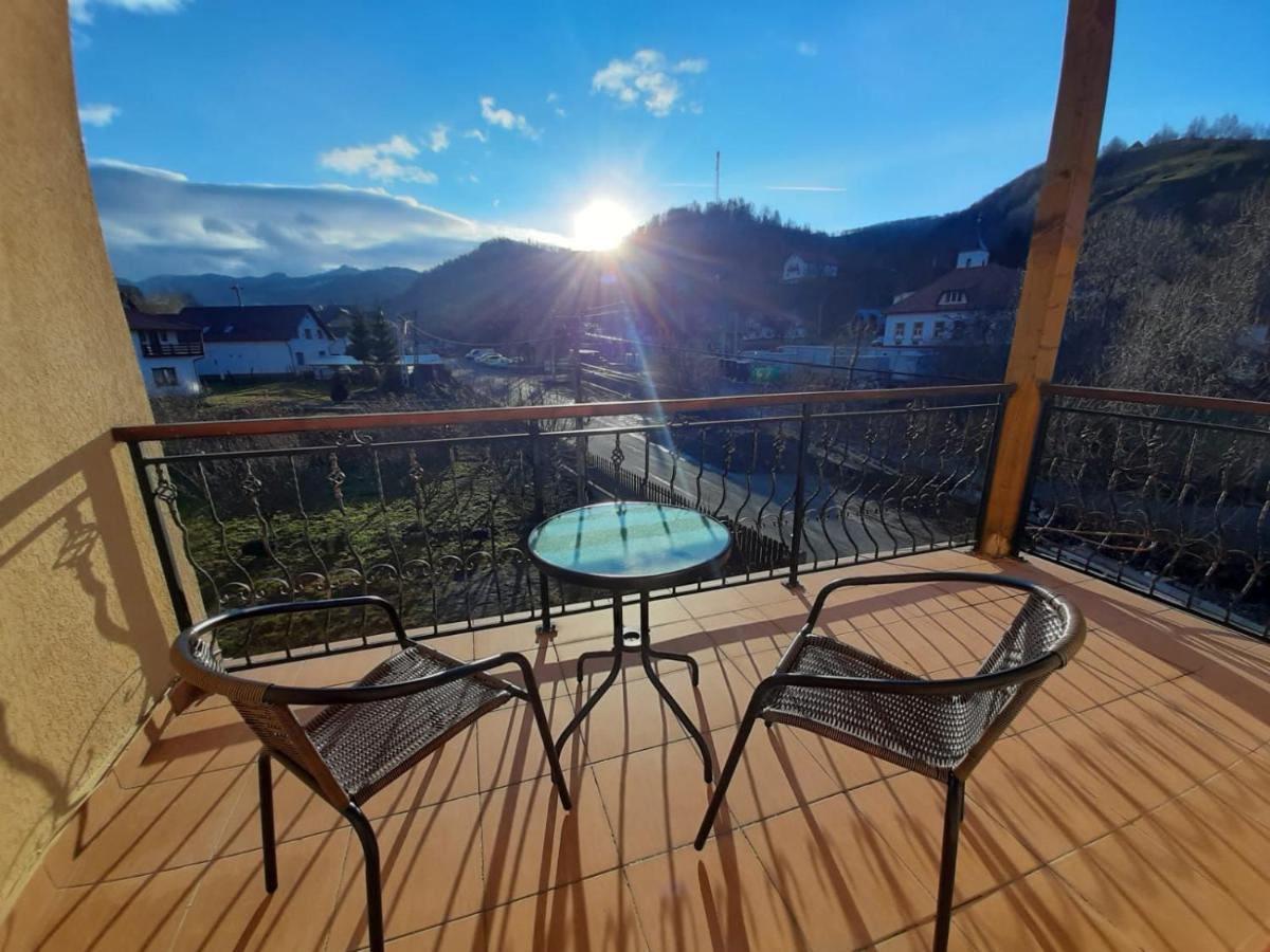 Pensiunea Montan Din Bran,Sat Simon Spa Indoor Бран Экстерьер фото