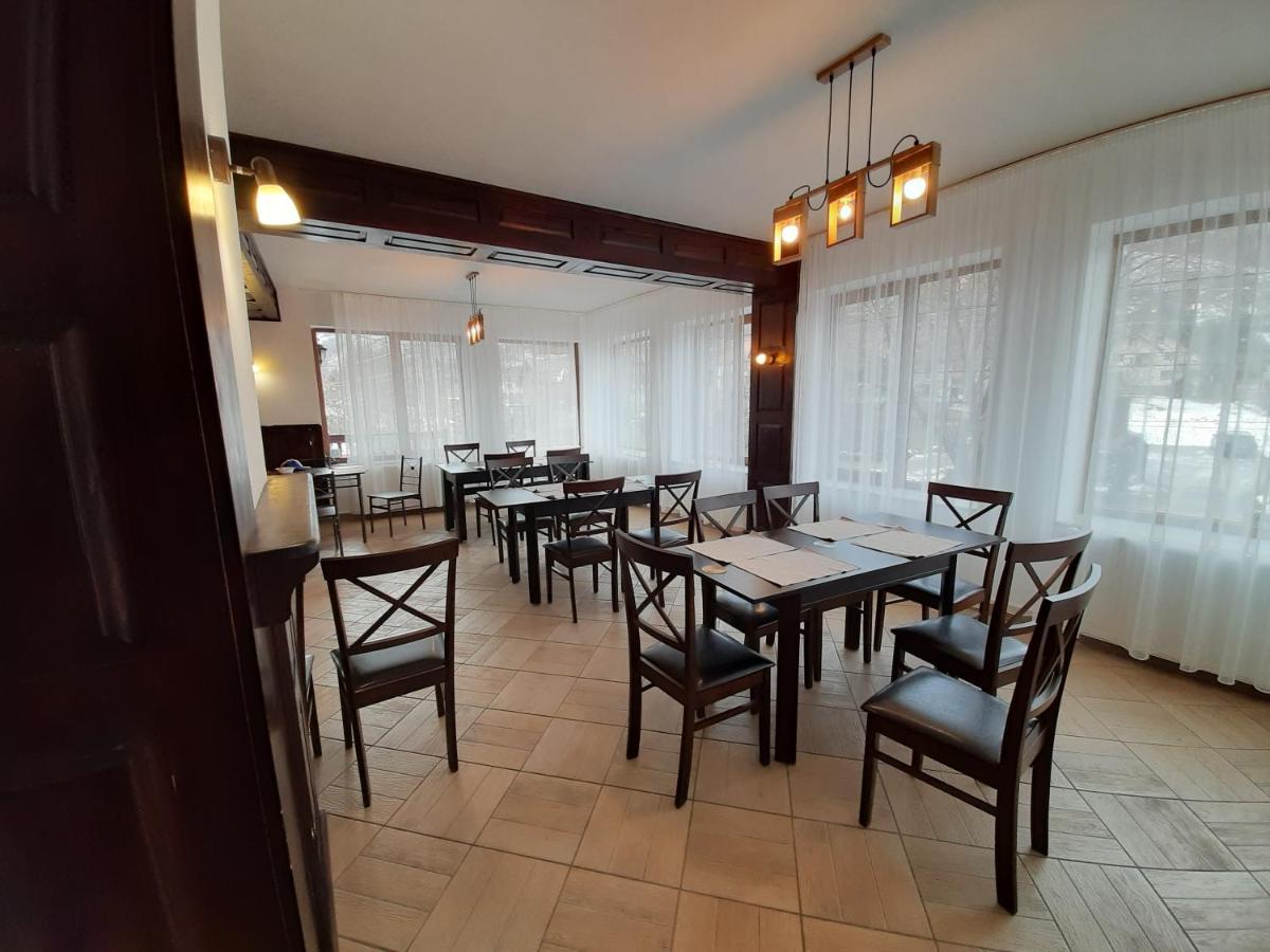 Pensiunea Montan Din Bran,Sat Simon Spa Indoor Бран Экстерьер фото