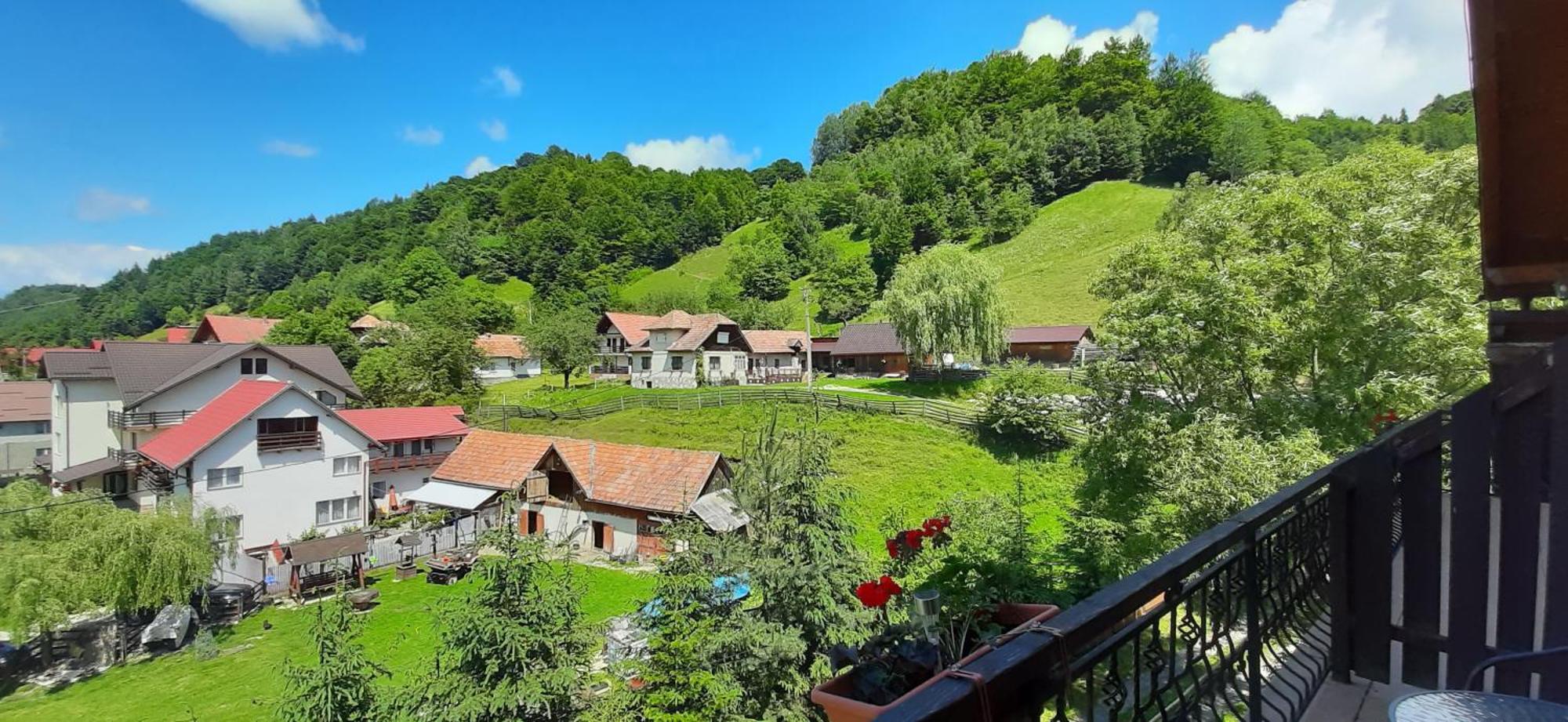 Pensiunea Montan Din Bran,Sat Simon Spa Indoor Бран Экстерьер фото